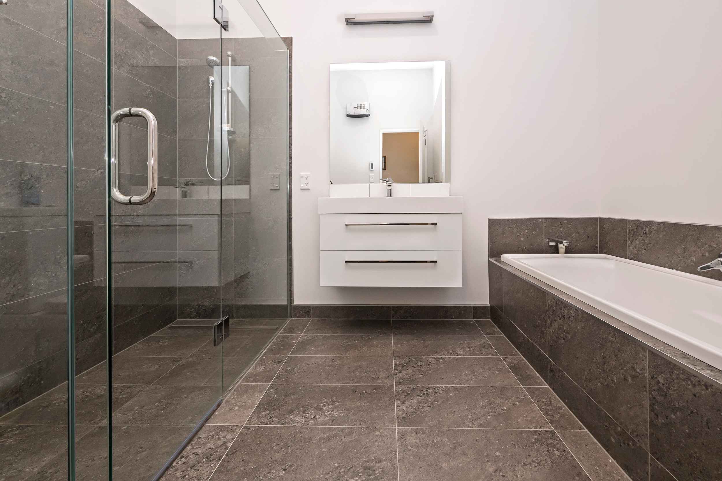 Krush_Cat4_SilverstreamVillas_image9_300