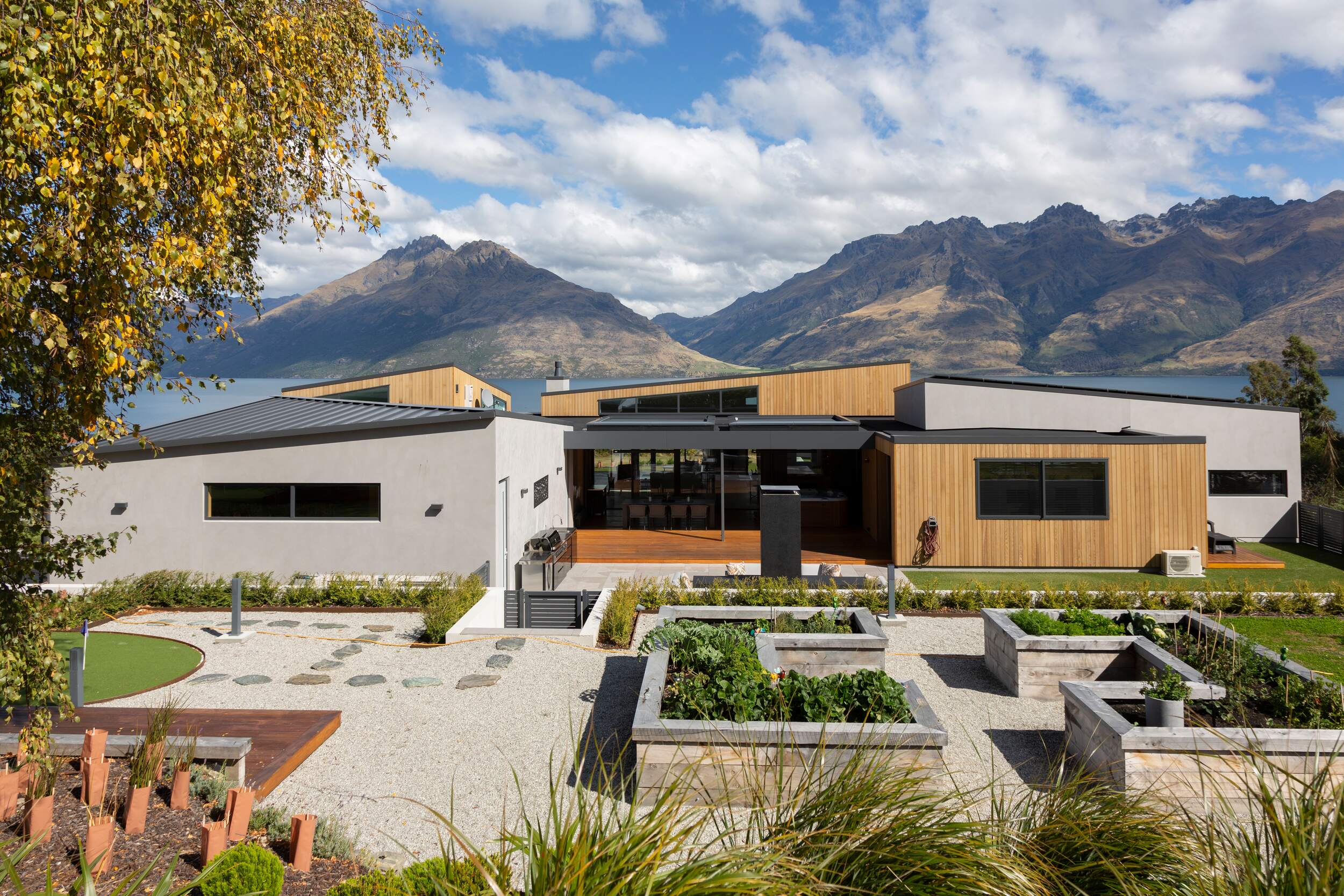 12_Carlin_Creek_Lakeside_Estate_01596