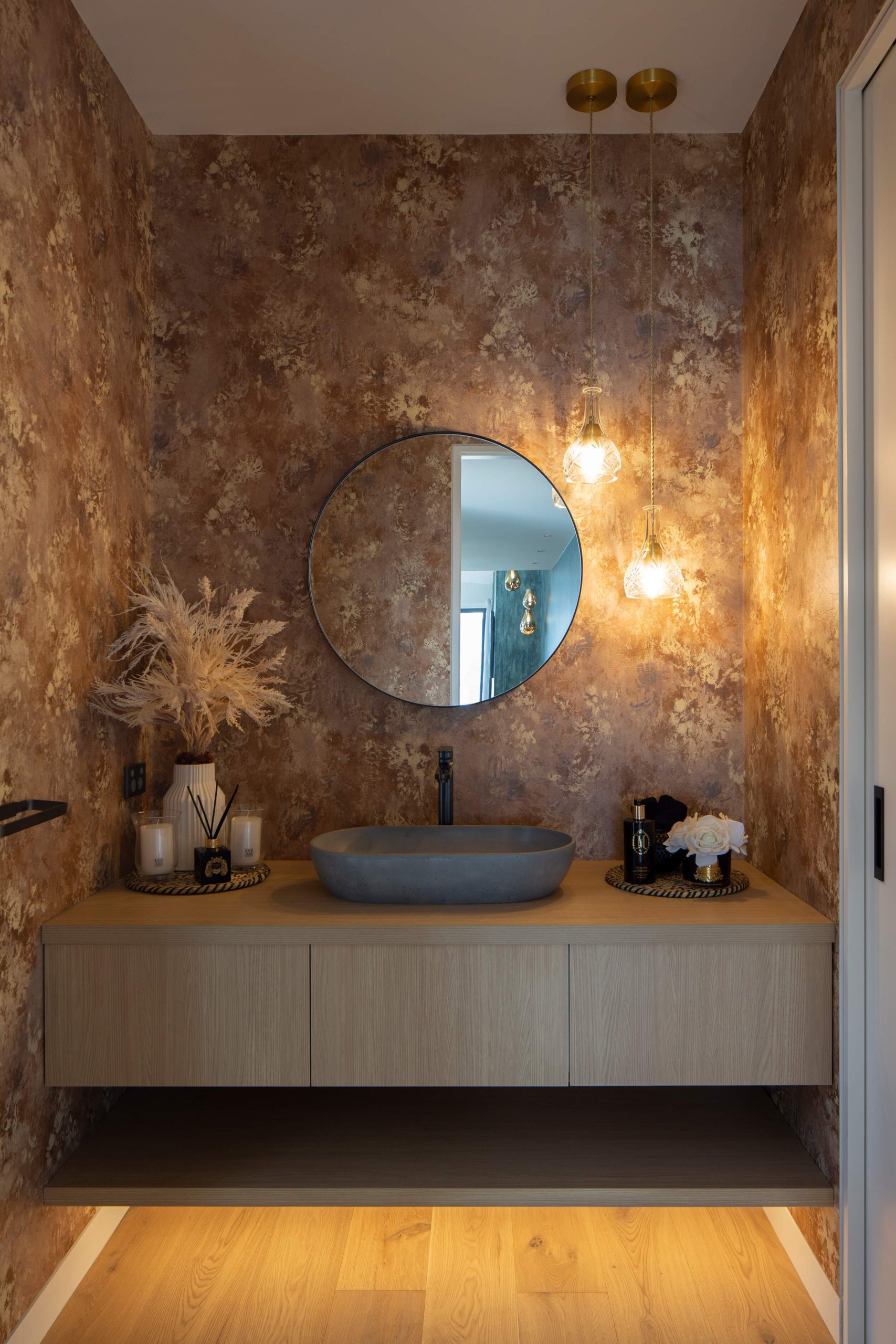 12_Carlin_Creek_Lakeside_Estate_03196