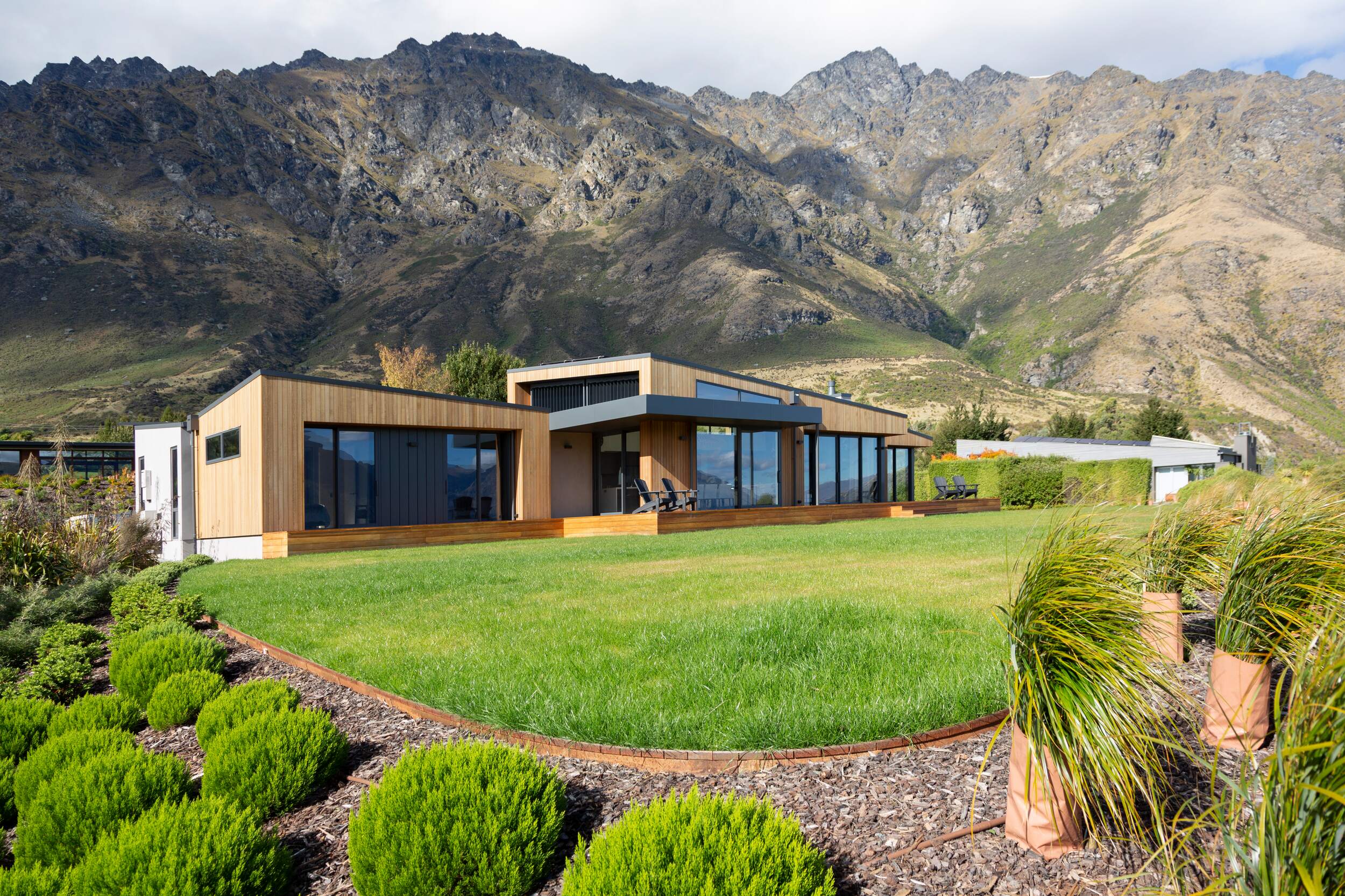 12_Carlin_Creek_Lakeside_Estate_06196