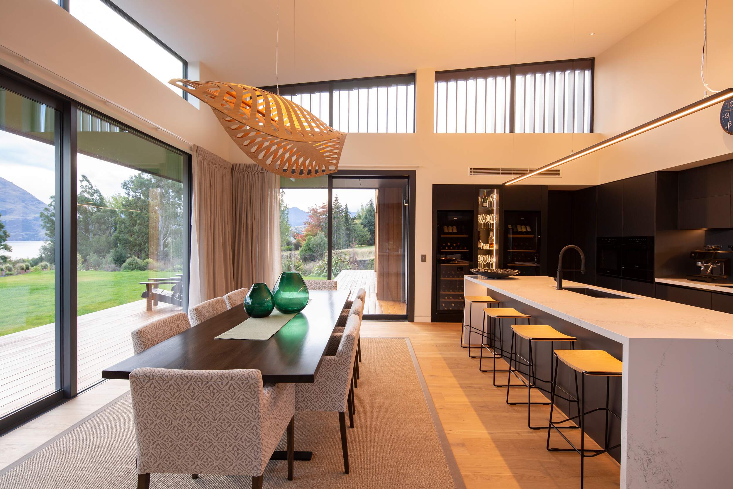 12_Carlin_Creek_Lakeside_Estate_07596