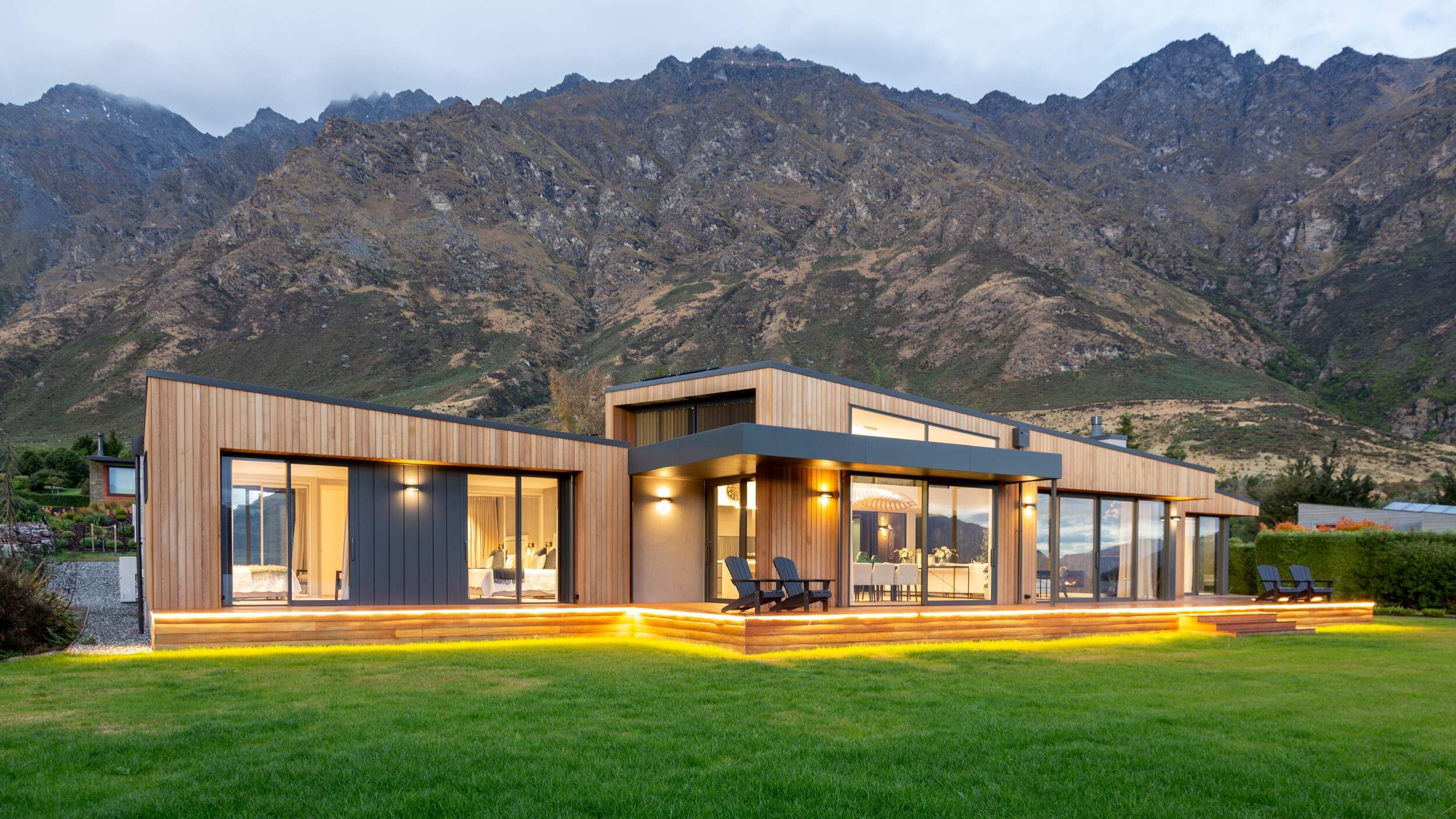 12_Carlin_Creek_Lakeside_Estate_09796